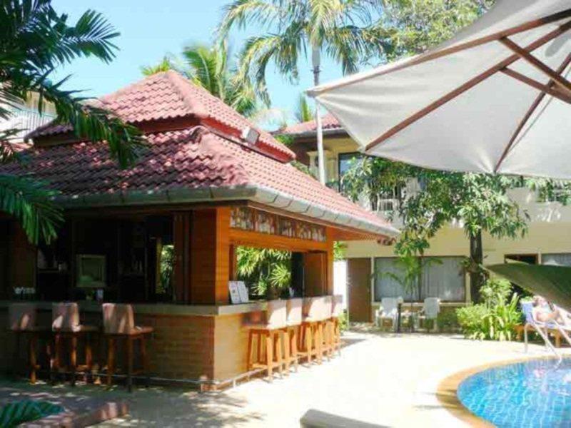 Horizon Patong Beach Resort And Spa Exterior photo