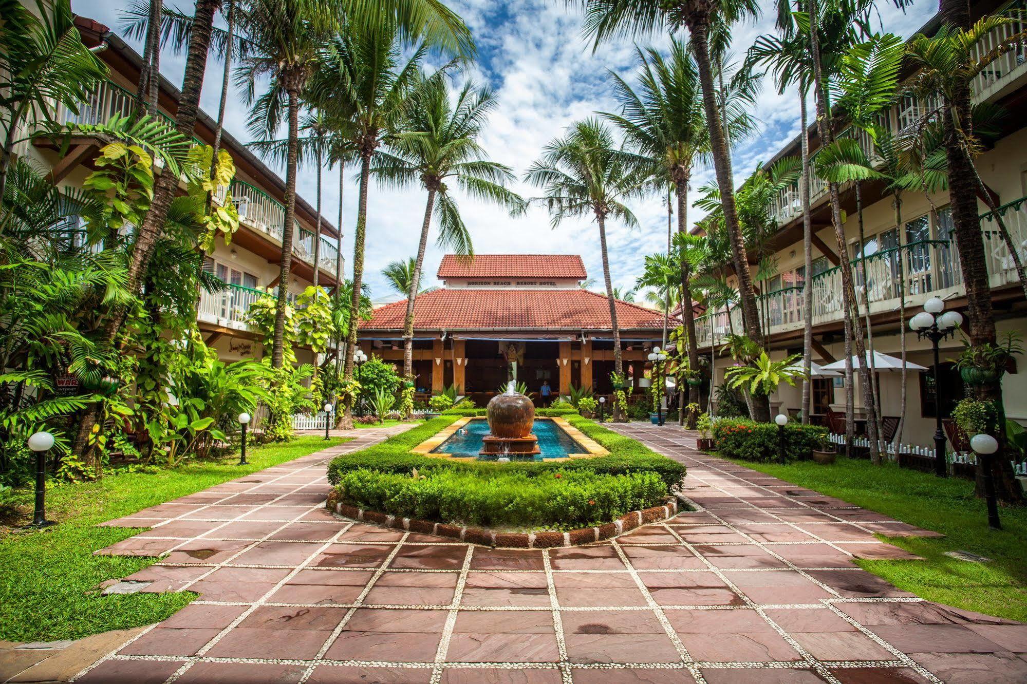 Horizon Patong Beach Resort And Spa Exterior photo